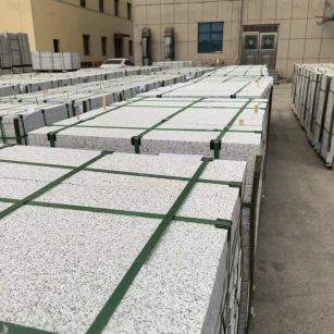 咸阳 白麻花岗岩5.0公分荔枝面地铺石