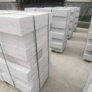 咸阳 白麻花岗岩路沿石，立缘石，平缘石，路牙石，道牙石，马路牙子等