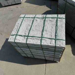 咸阳 白麻花岗岩石材自然面蘑菇石成品