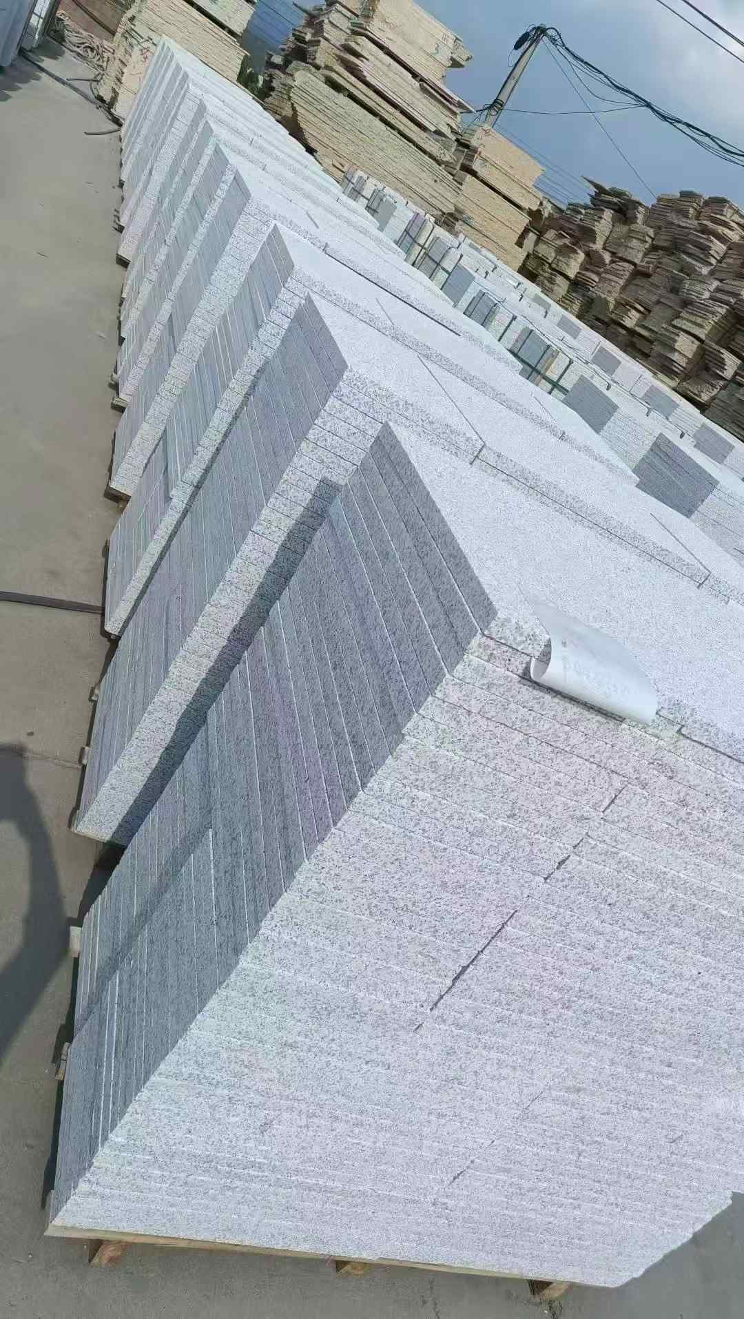 咸阳 白麻荔枝面花岗岩地铺石