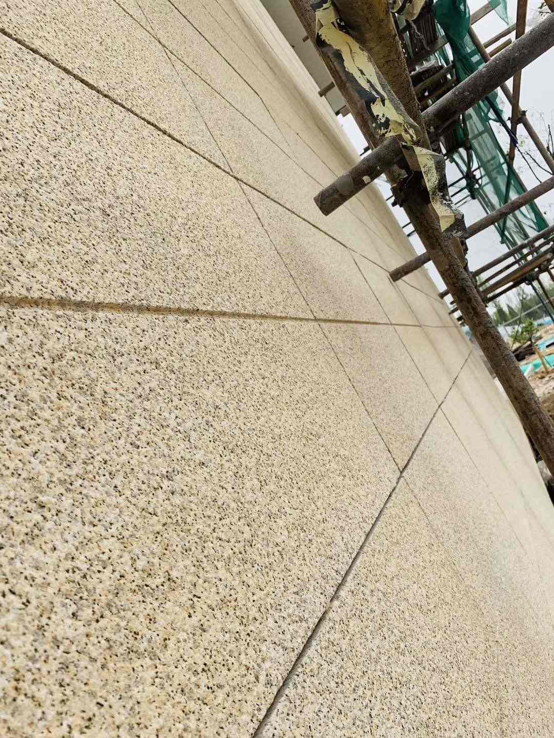 咸阳 黄金麻花岗岩荔枝面外墙干挂石材效果示例