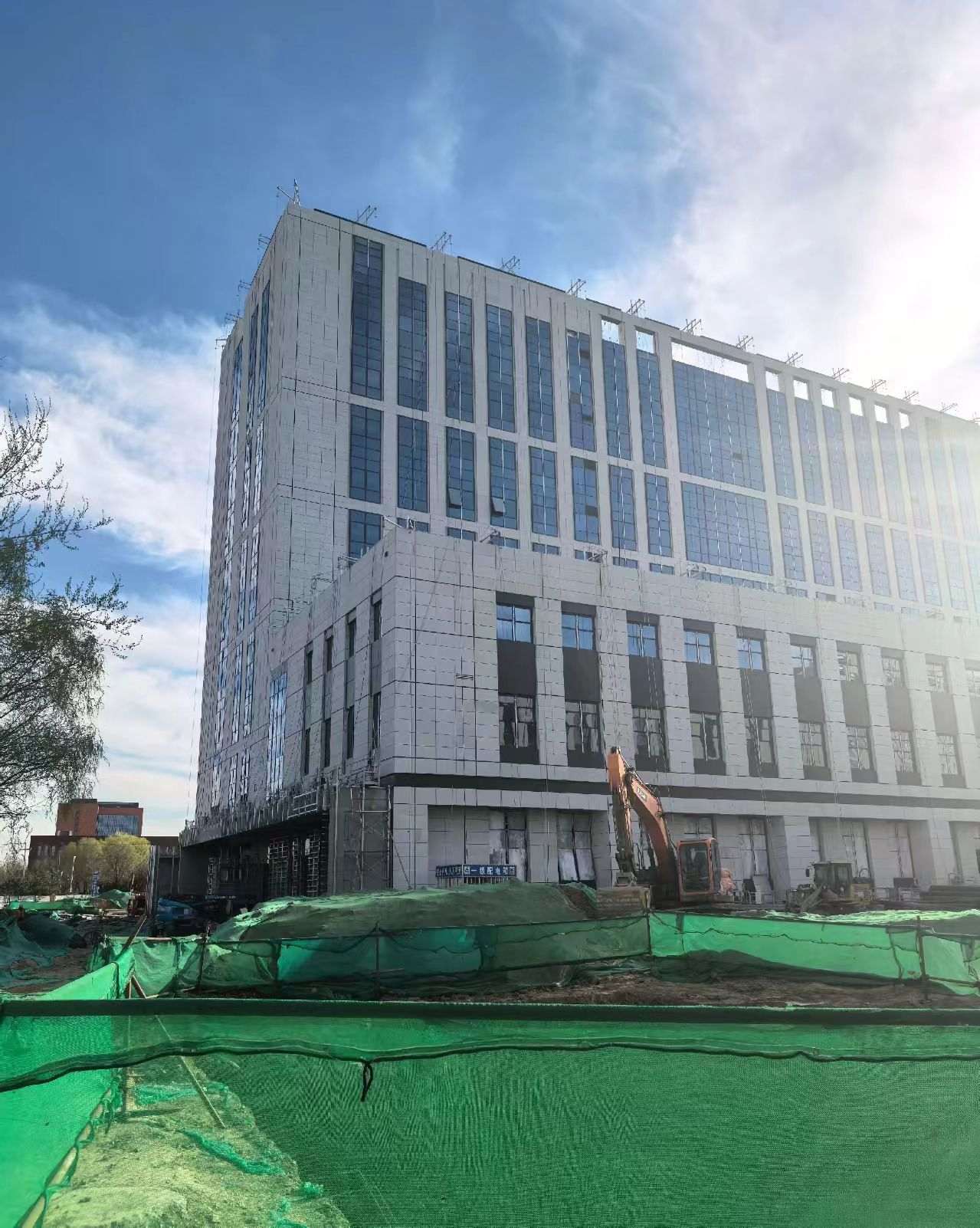 咸阳 白麻花岗岩石材外墙干挂