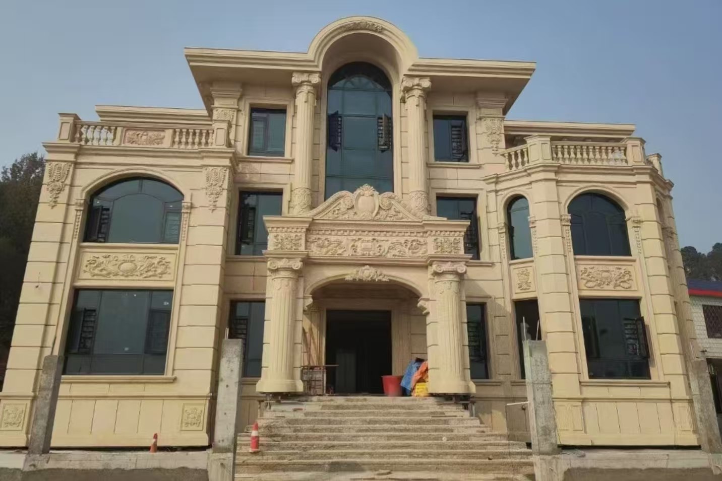 咸阳 黄金麻花岗岩别墅外墙干挂