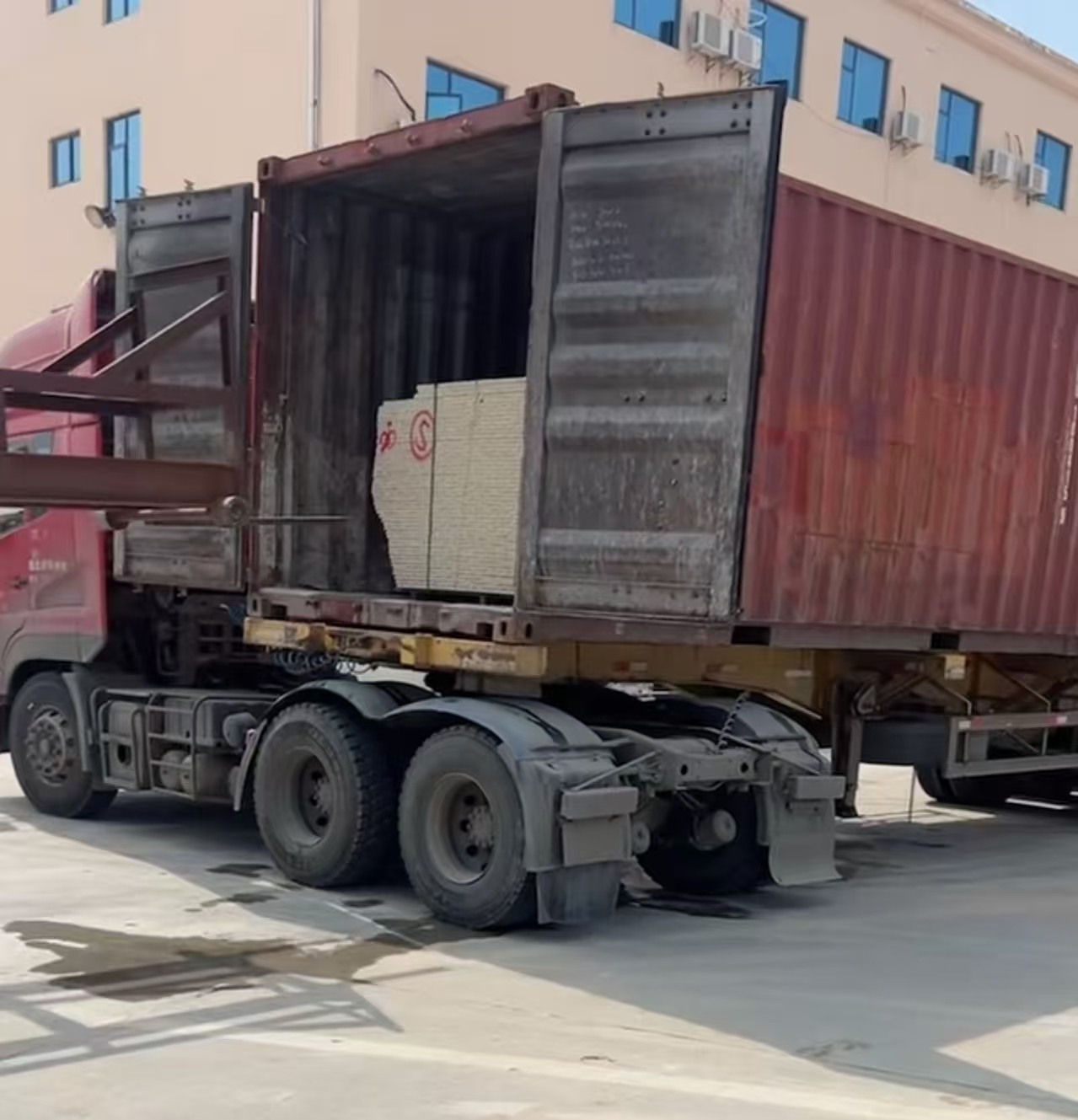 咸阳 黄金麻荔枝面毛板