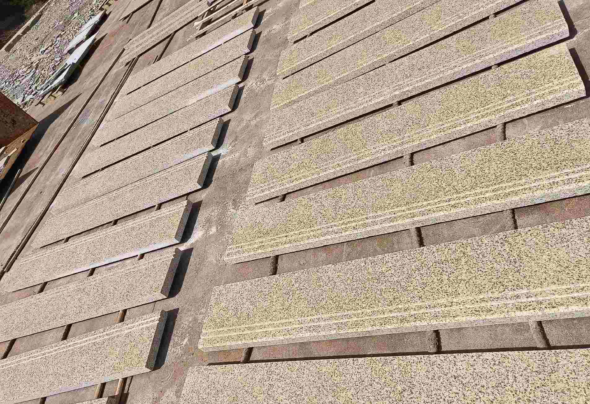 咸阳 黄金麻花岗岩光面楼梯踏步