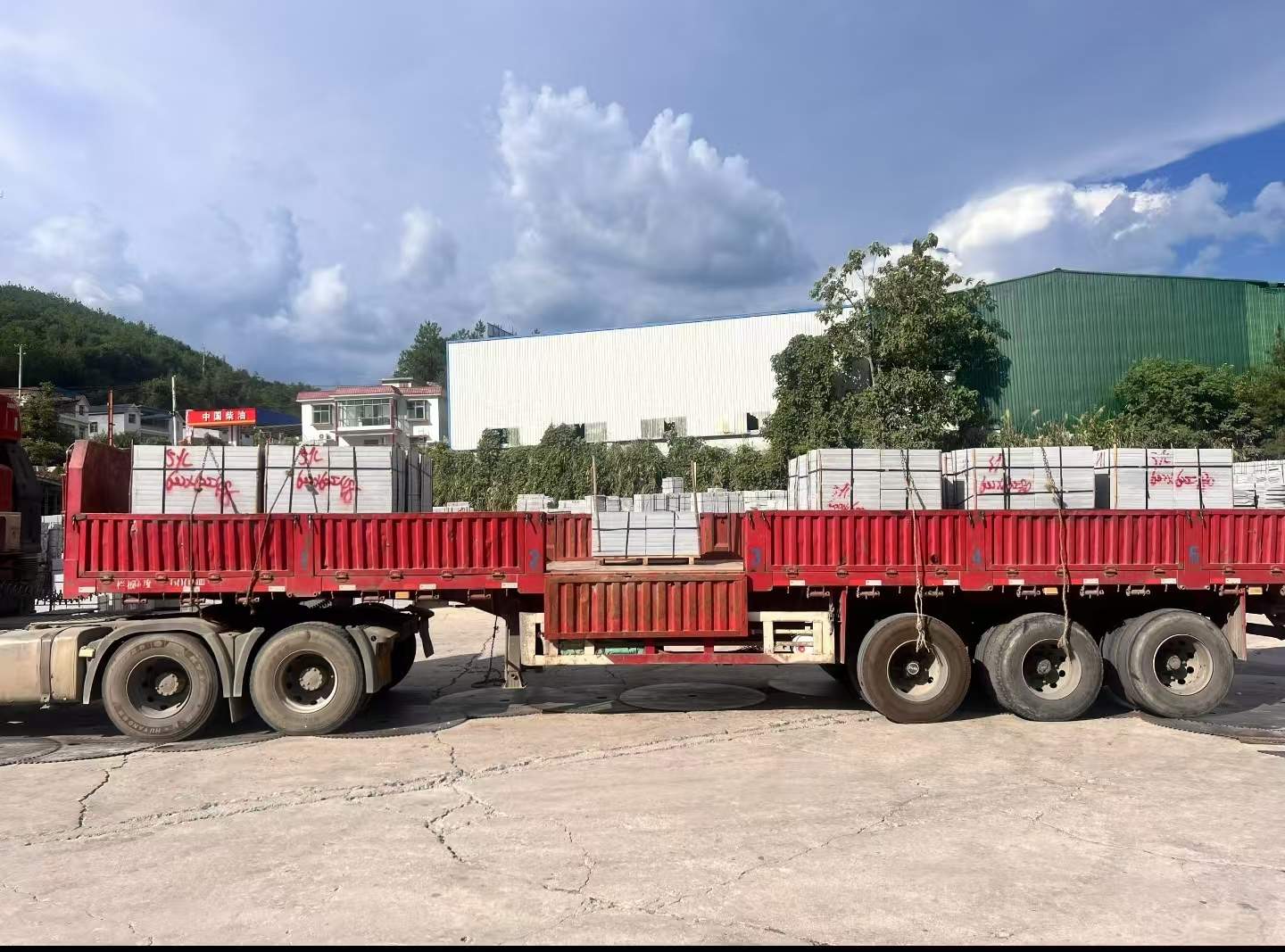 咸阳 芝麻灰花岗岩地铺石出货日常